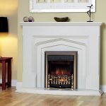 Электрокамин, стилизованный под классический дровяной камин