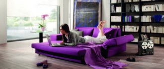 фото фиолетового диван-кровати