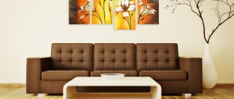 posters and paintings for the interior (main key)