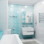 Светлая ванная комната в бирюзовом цвете